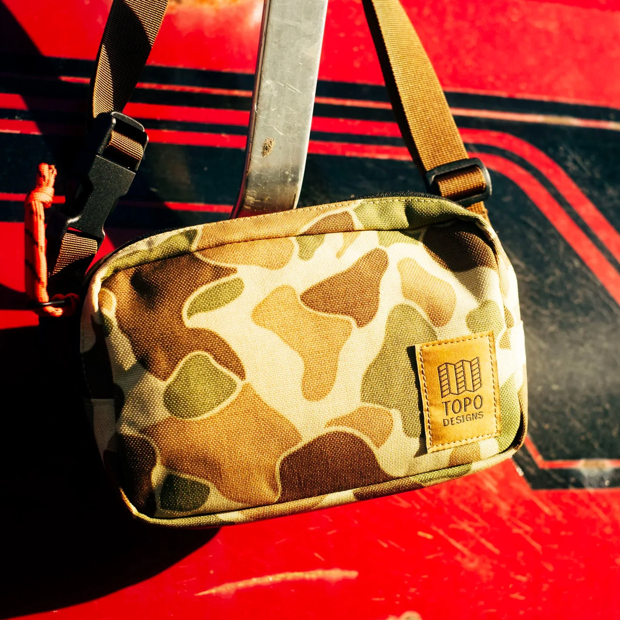 Belt Bag Duck Camo 1,25L - Exclusivity - Image 2