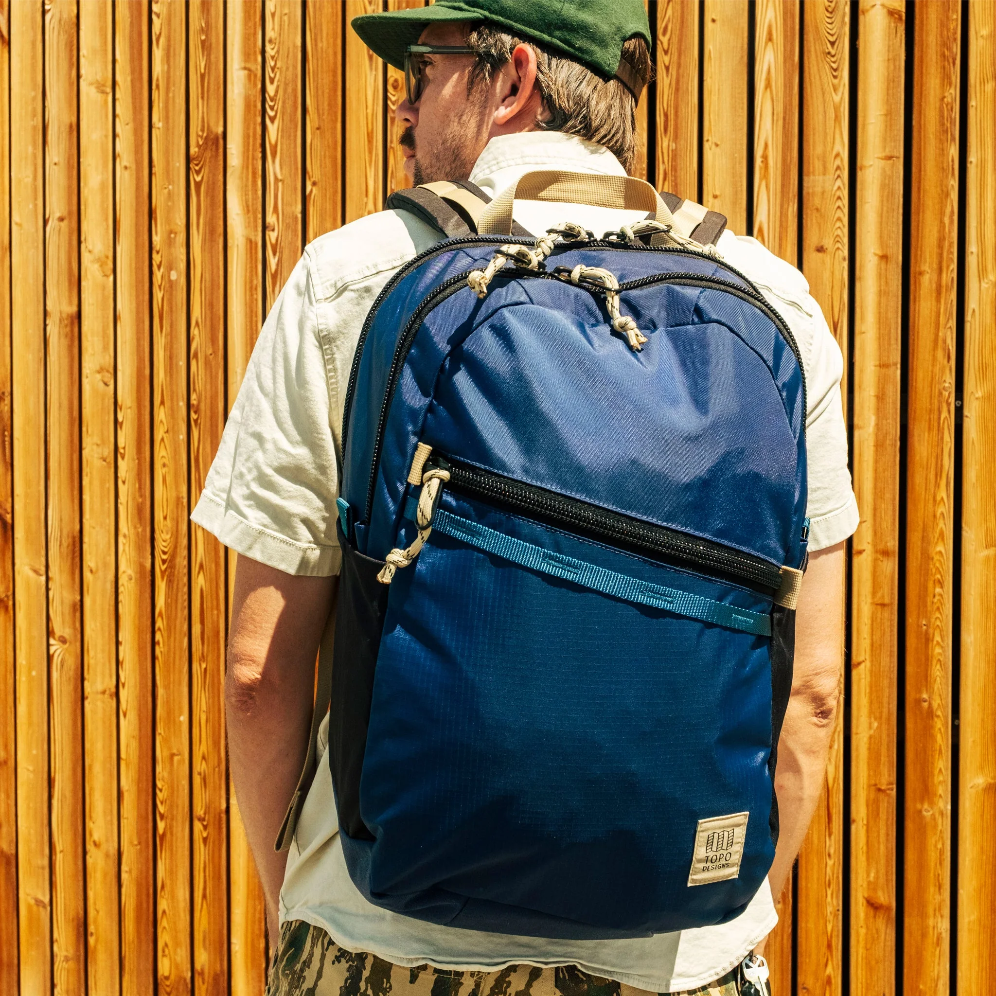 Commuter Backpack 25L - Image 2