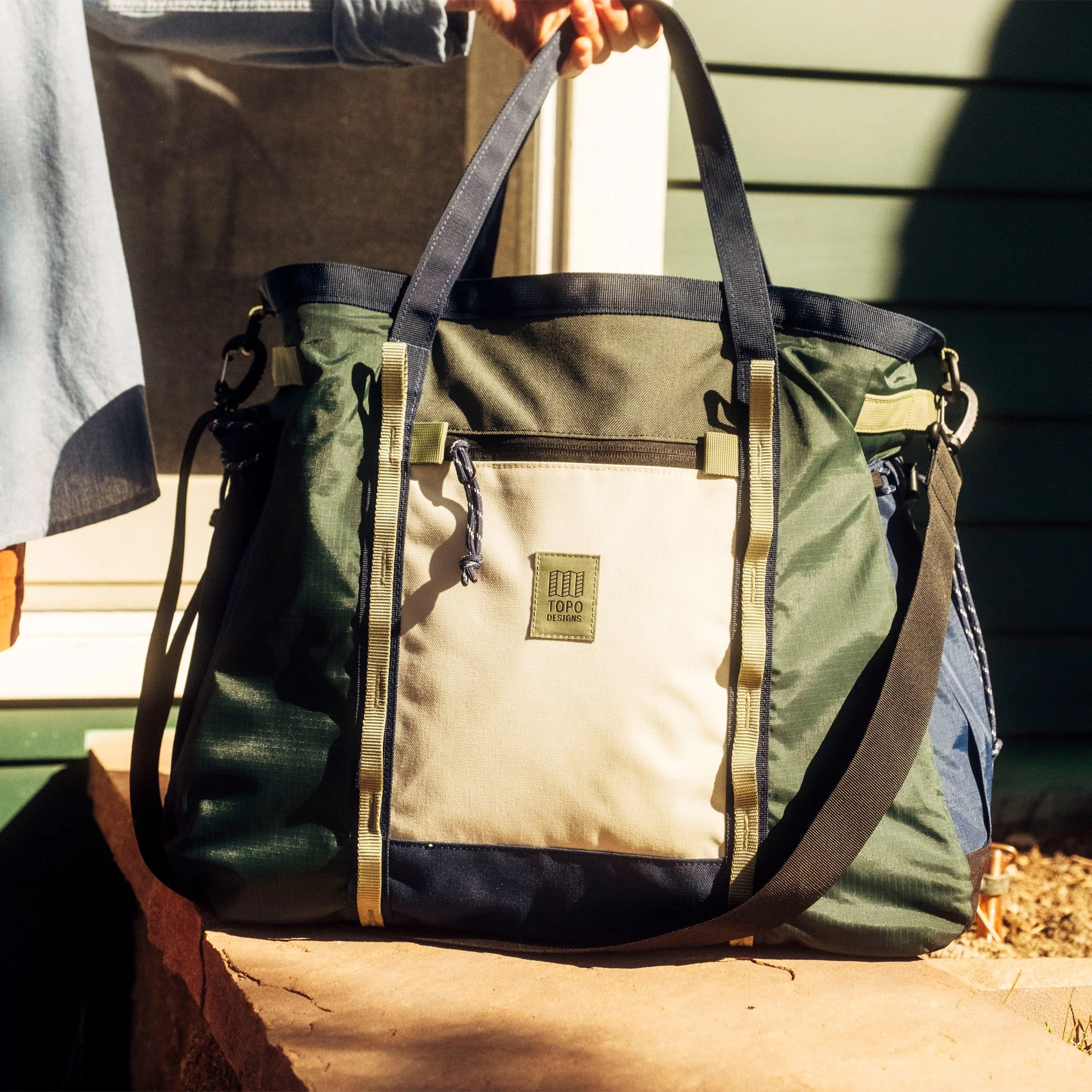 Mountain Gear Bag 48L - Image 2